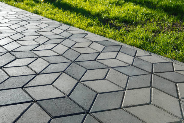 Best Driveway Paving Company  in Santa Moni, CA