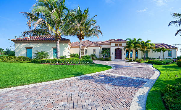 Best Local Driveway Pavers  in Santa Moni, CA